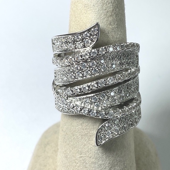 The Unbranded Brand Jewelry - Ring Silver Tone Cubic Zirconia Wrap Statement New 7